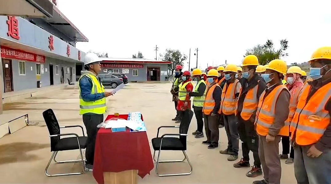 照片(2).jpg 照片(2).jpg