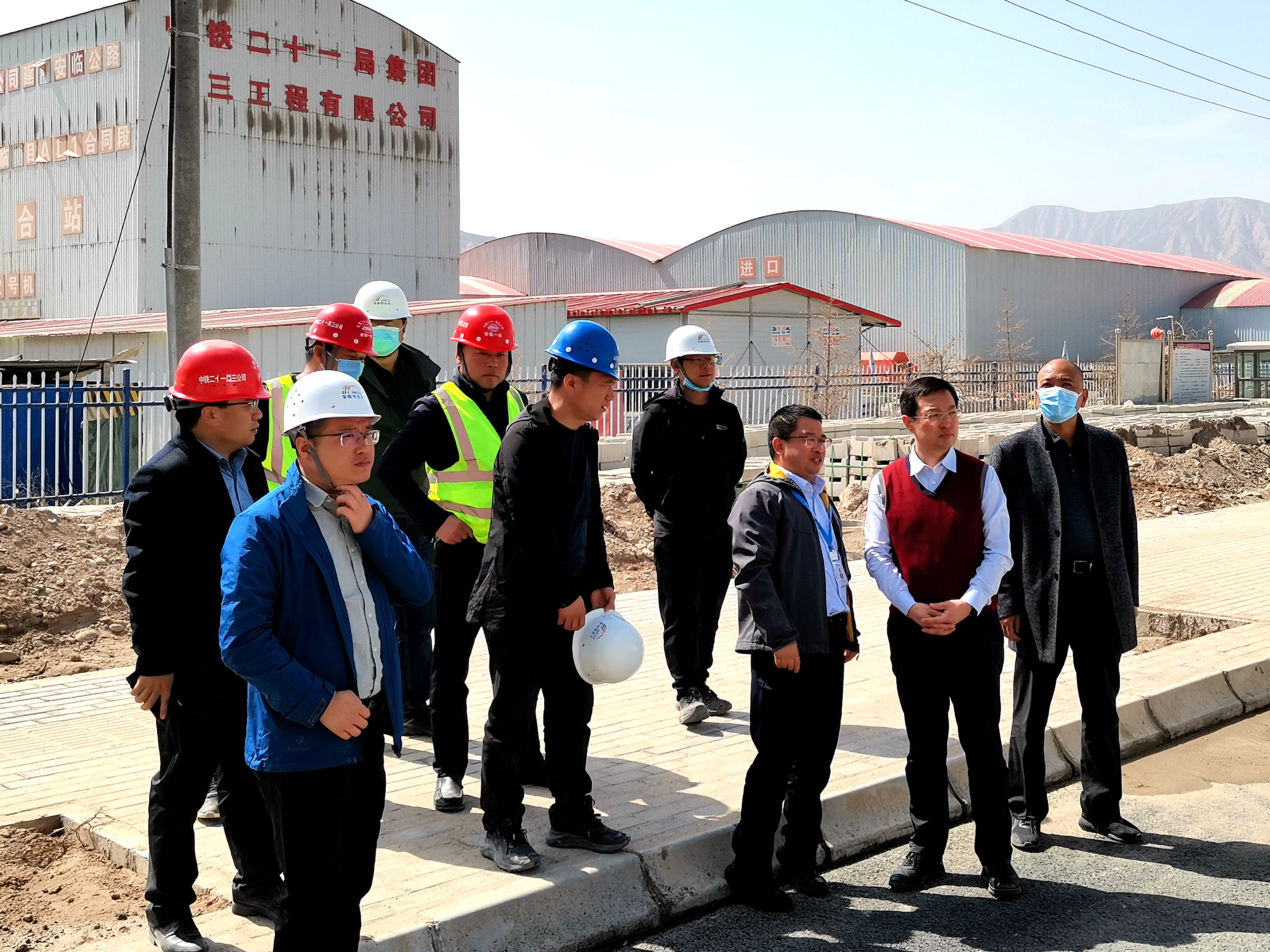 照片2(1).jpg 照片2(1).jpg