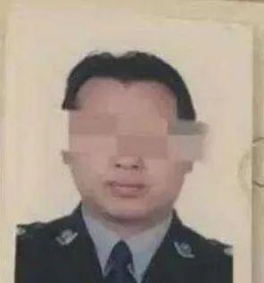 保時(shí)捷女車主一巴掌,童所長被免職,被“坑”的丈夫冤不冤?